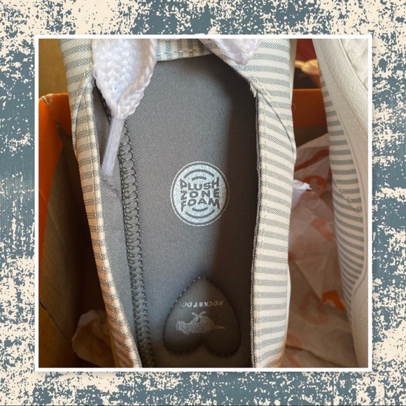 Rocket Dog Women’s Pinstripe Slip on Bow Flats - Picture 5 of 7